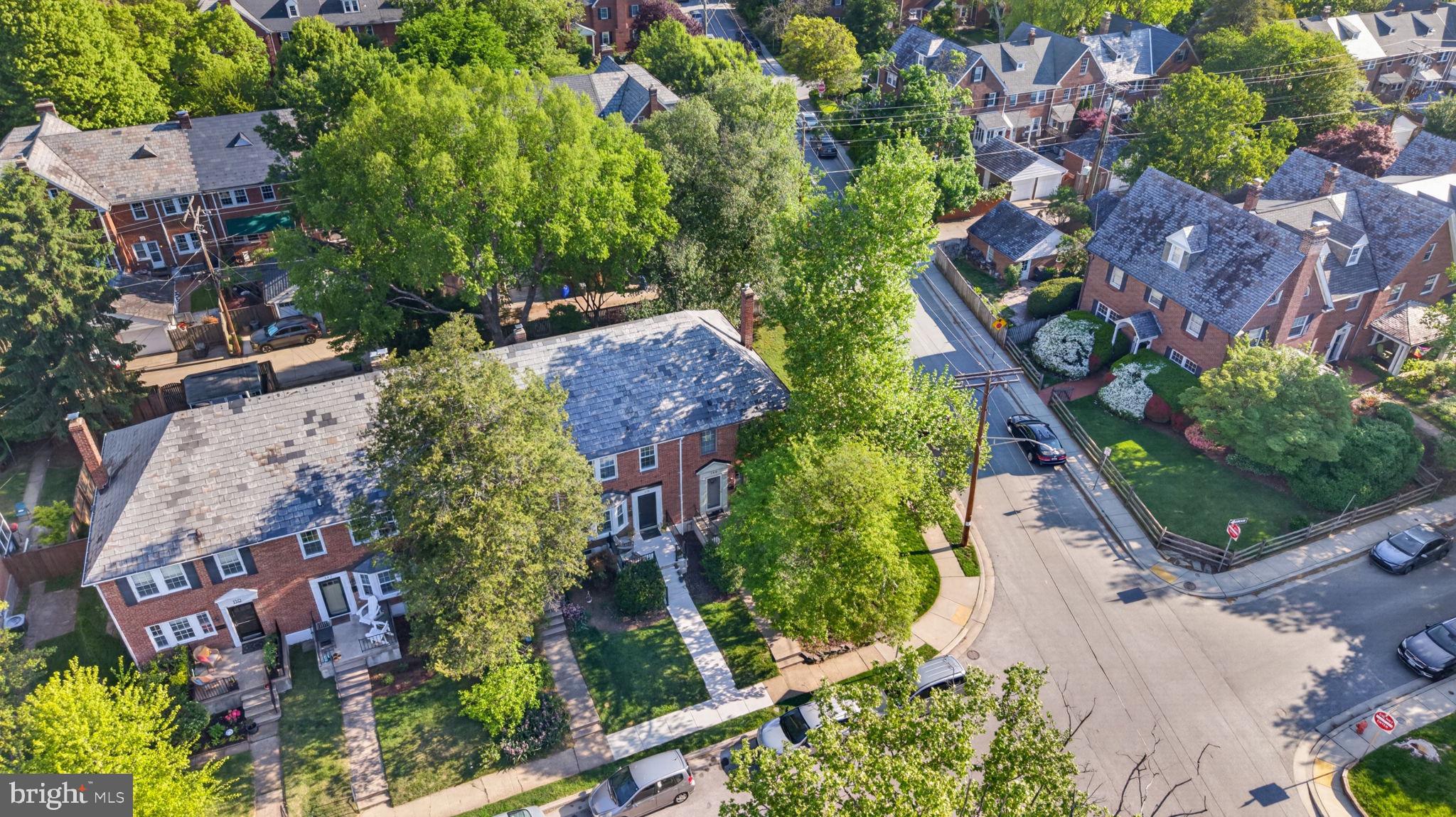158 Hopkins Road Baltimore, MD 21212 - Photo 61 of 68 Charming homes nestled in greenery.