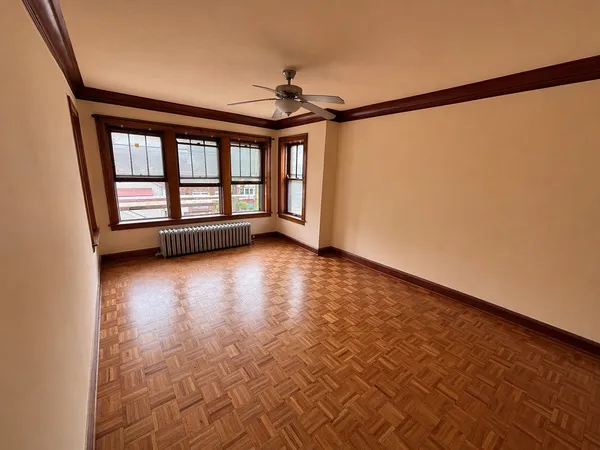 $2,295 | 3354 South Lituanica Avenue, Unit 2, Chicago, IL 60608