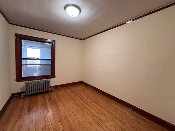 $2,295 | 3354 South Lituanica Avenue, Unit 2, Chicago, IL 60608