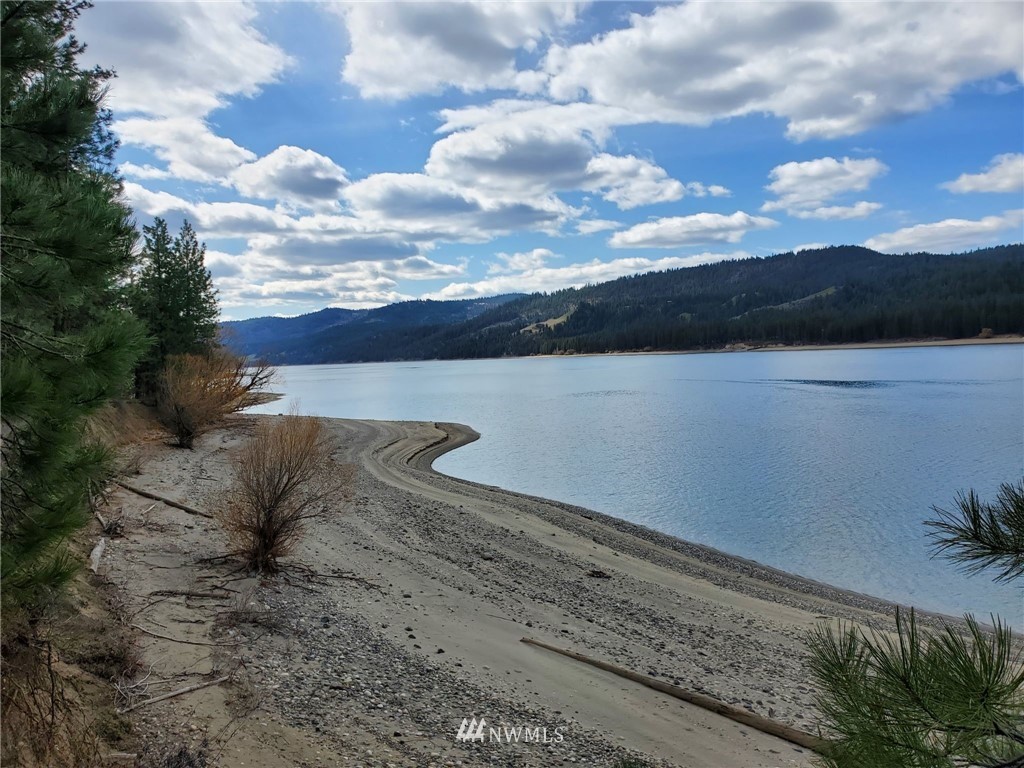 -tbd Bissell Road Hunters, WA 99137 - Photo 28 of 30 a view of a lake