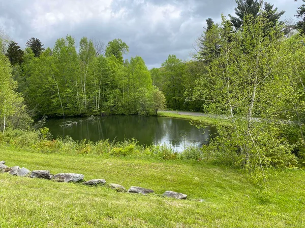$450,000 | 24 Antler Loop, West Dover, VT 05356