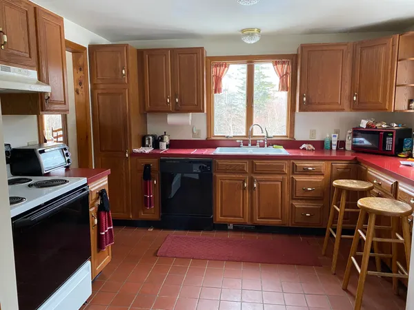 $450,000 | 24 Antler Loop, West Dover, VT 05356
