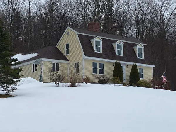 $450,000 | 24 Antler Loop, West Dover, VT 05356