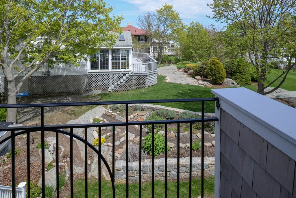 14 Atlantic Road, Unit 4 Gloucester, MA 01930 - Photo 3 of 19