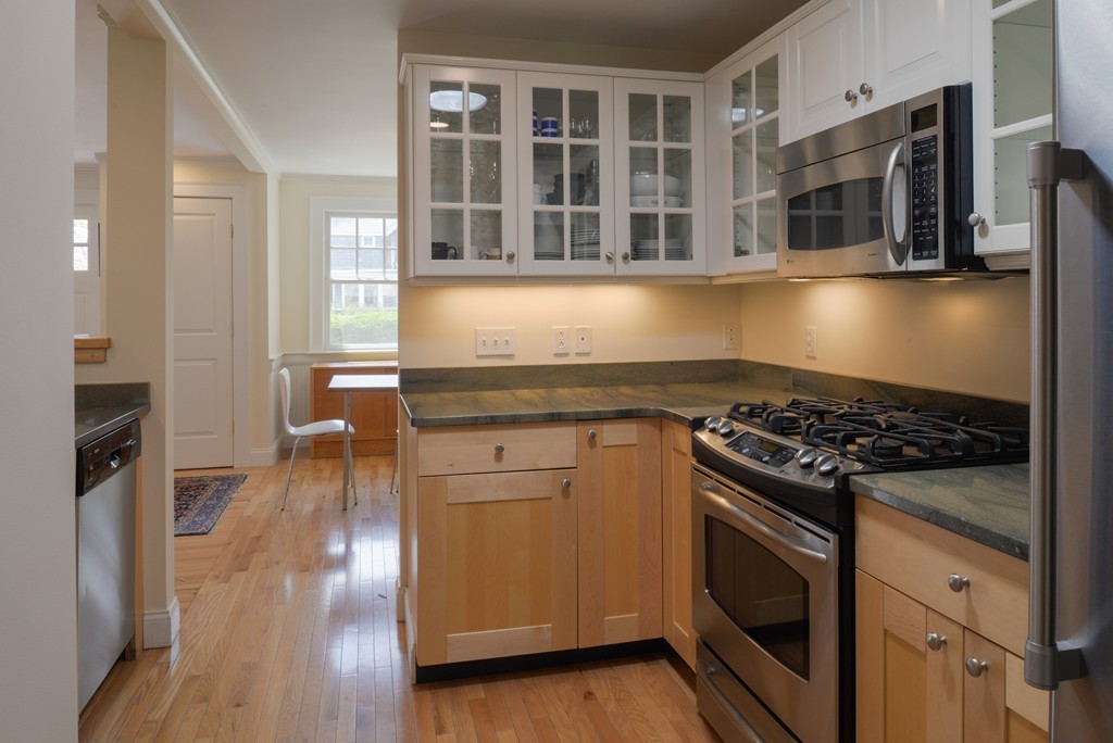 14 Atlantic Road, Unit 4 Gloucester, MA 01930 - Photo 7 of 19