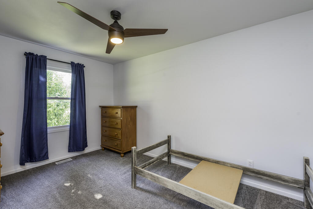 11211 8th Avenue Pleasant Prairie, WI 53158 - Photo 21 of 35 DSC_6661