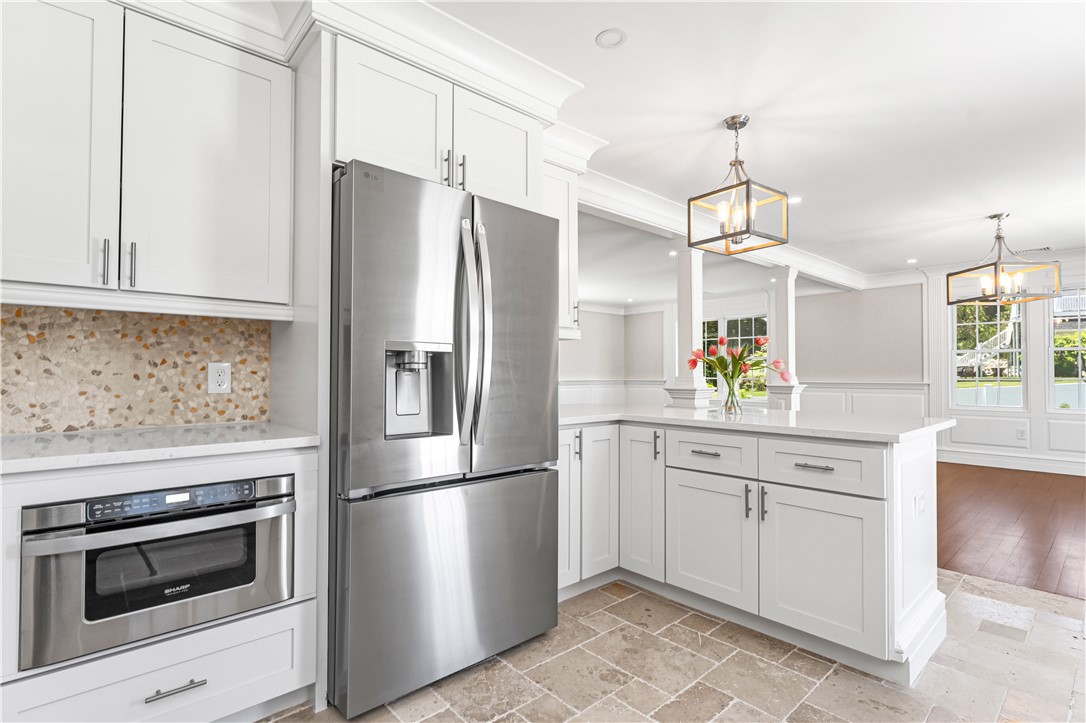 4 Shore Road Westerly, RI 02891 - Photo 20 of 36