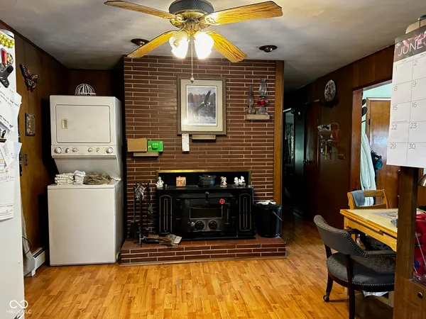 $269,000 | 7114 Locust Lake W Drive, Spencer, IN 47460