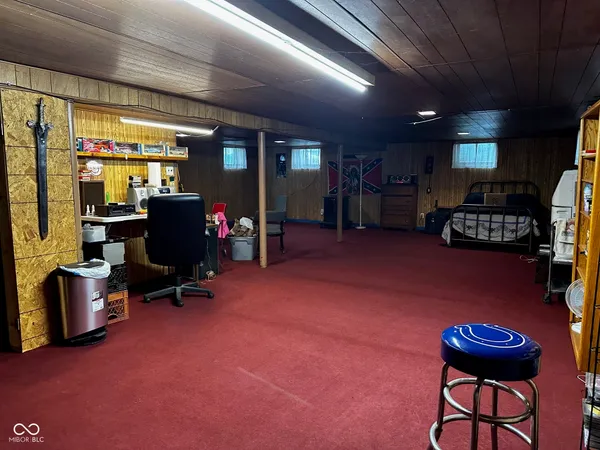 $269,000 | 7114 Locust Lake W Drive, Spencer, IN 47460