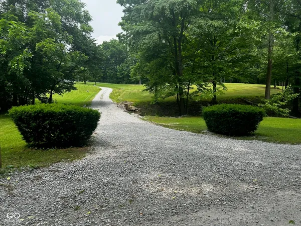 $269,000 | 7114 Locust Lake W Drive, Spencer, IN 47460