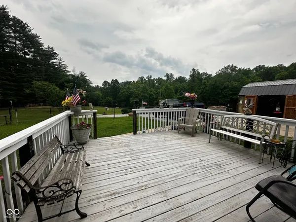 $269,000 | 7114 Locust Lake W Drive, Spencer, IN 47460