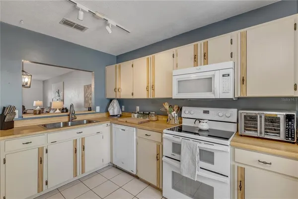 $265,000 | 49 Crooked Pine Road, Port Orange, FL 32128