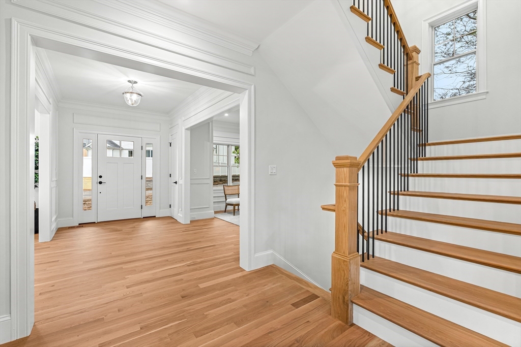 129 Lawton Road Needham, MA 02492 - Photo 16 of 36