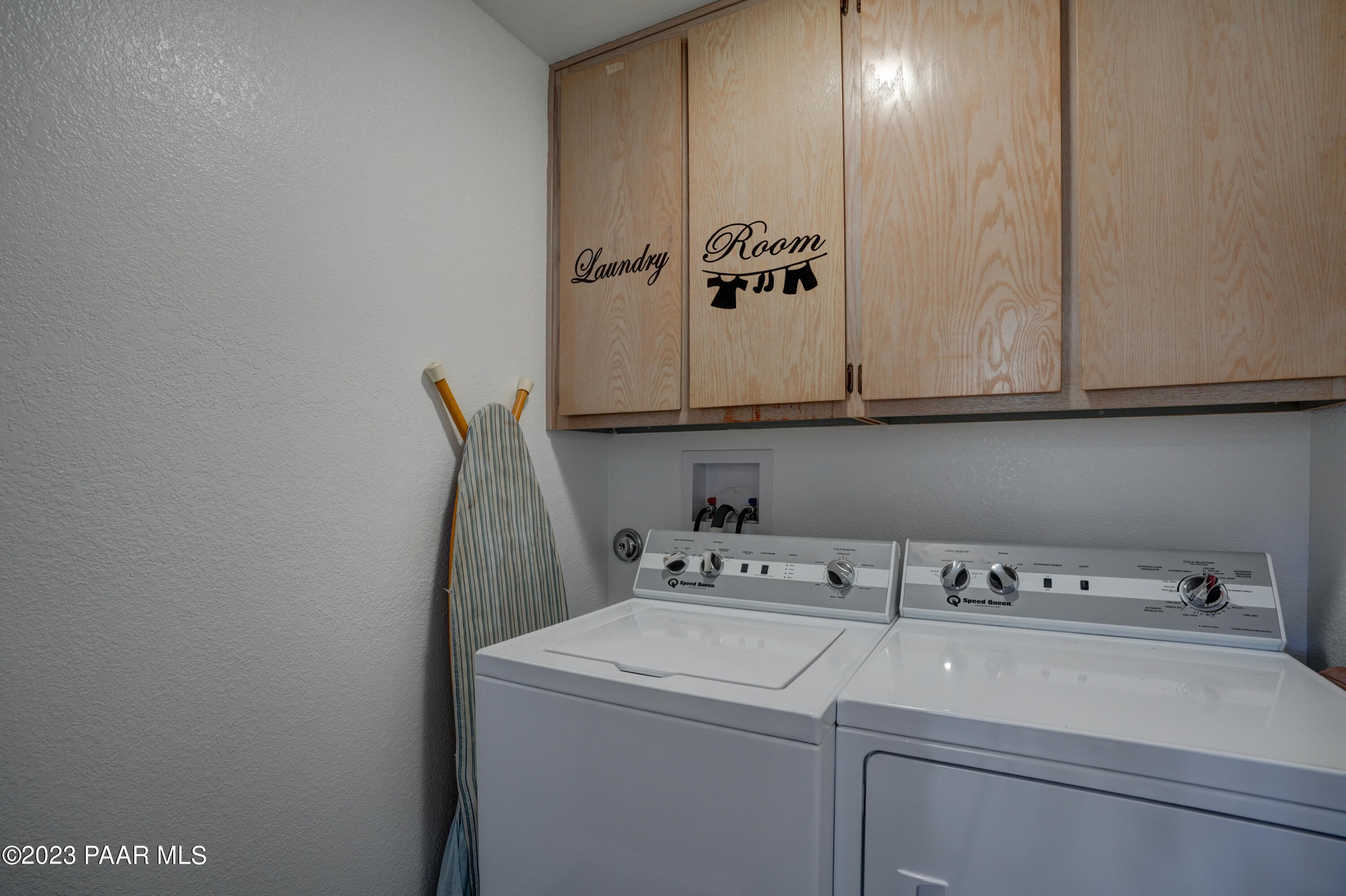 2064 View Point Road Prescott, AZ 86303 - Photo 24 of 51 Laundry Room Up