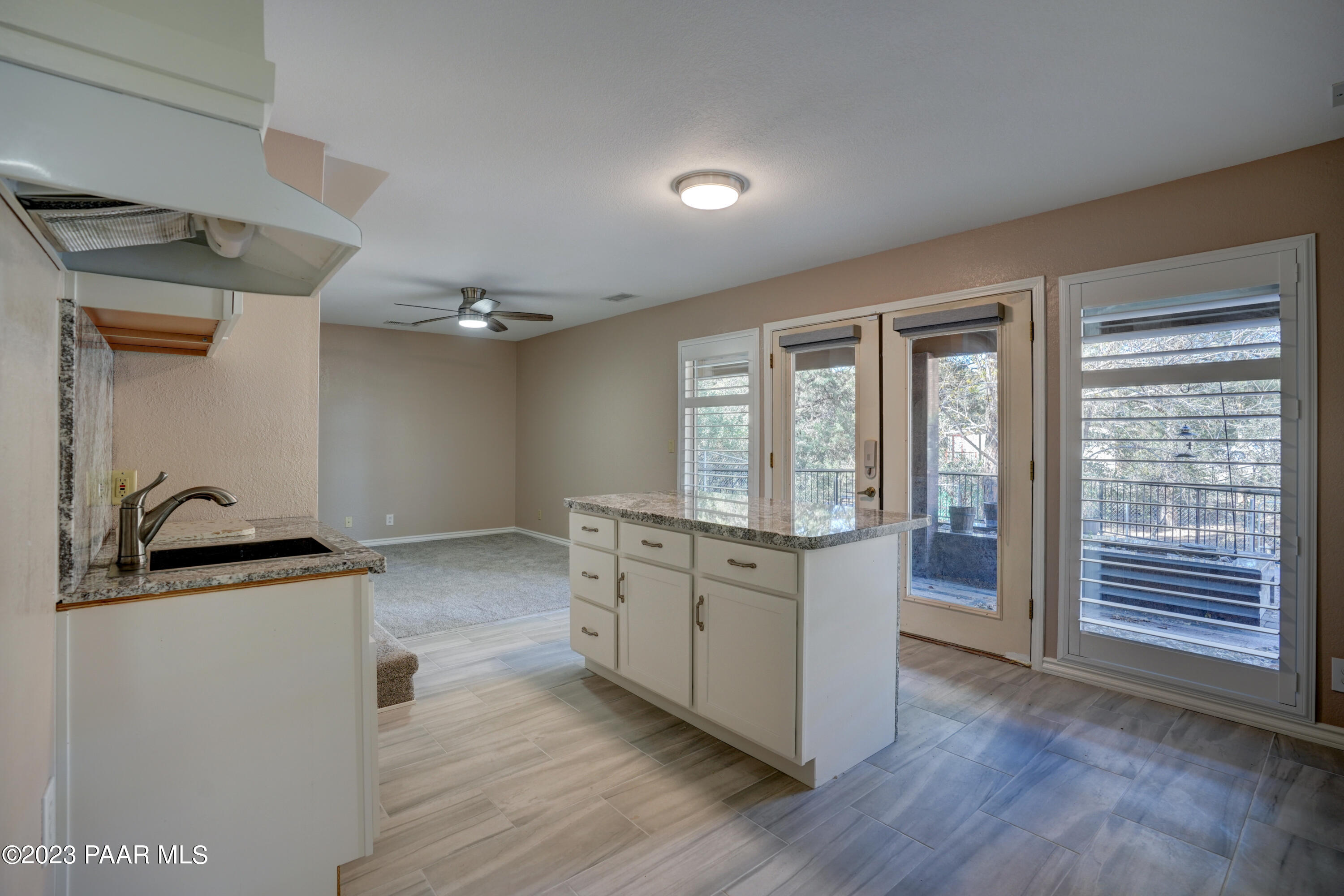 2064 View Point Road Prescott, AZ 86303 - Photo 31 of 51 Island kitchen down