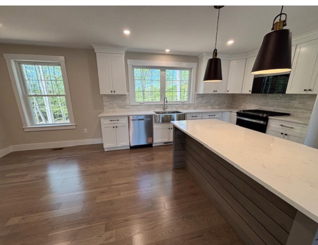 39 Thompson Road North Hampton, NH 03862 - Photo 8 of 22
