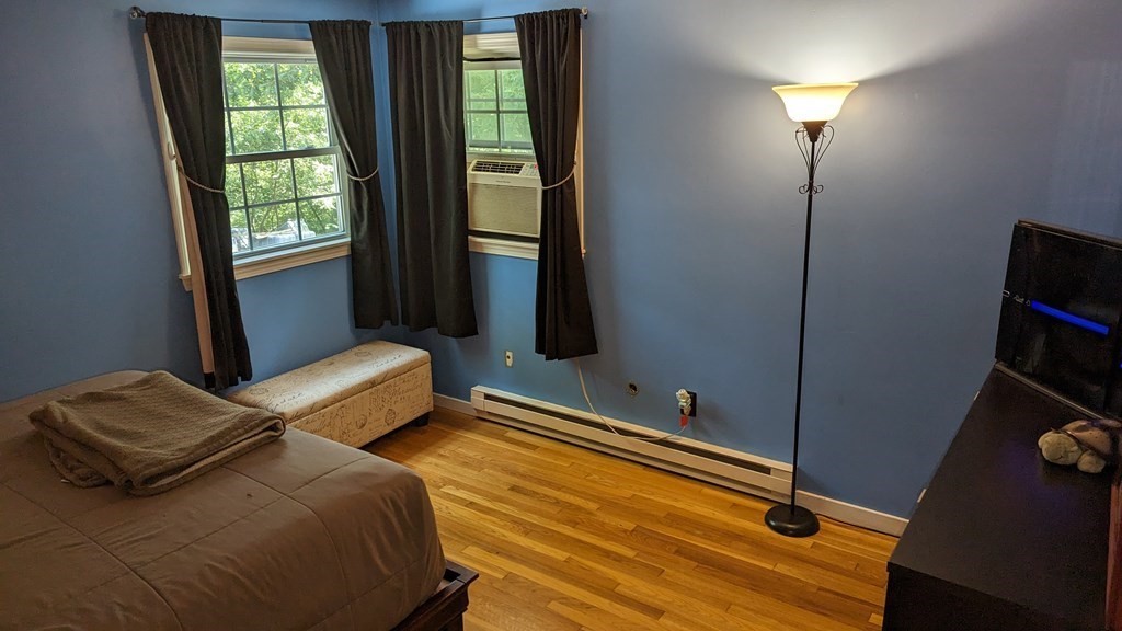 81 High Street Upton, MA 01568 - Photo 10 of 32 Gallery Image 10
