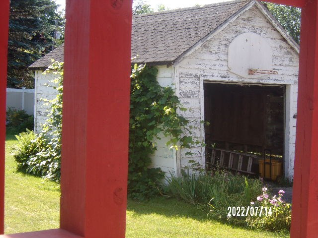 379 Cumberland Head Road Plattsburgh, NY 12901 - Photo 10 of 67 Gallery Image 10