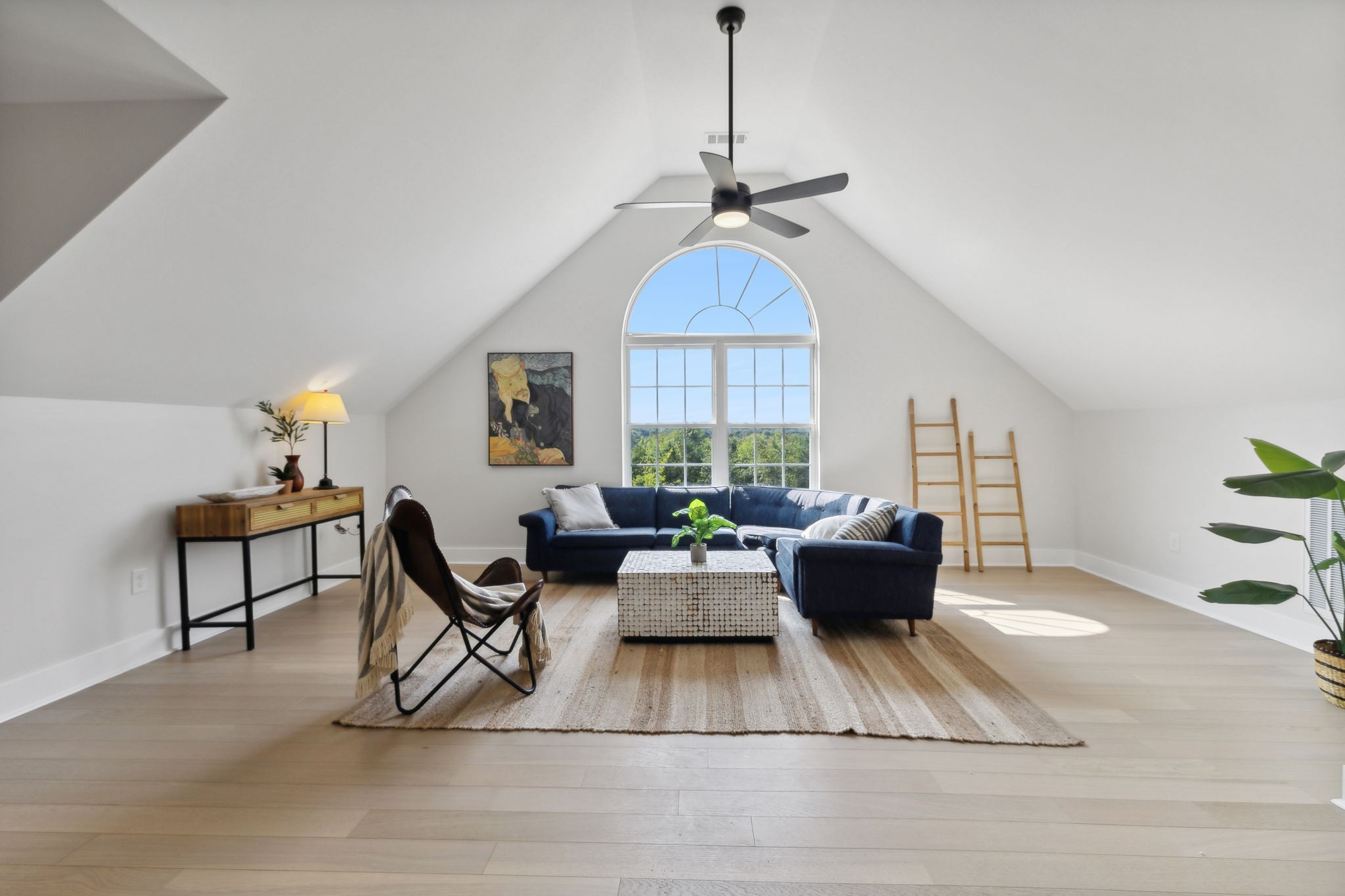 4739 Beech Log Road Lebanon, TN 37090 - Photo 19 of 33 a living room with furniture and a window