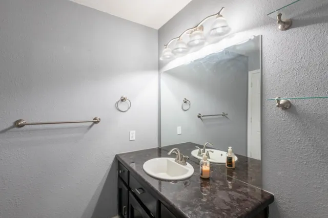 $975,000 | 5400 Lawnview Way, Elk Grove, CA 95758