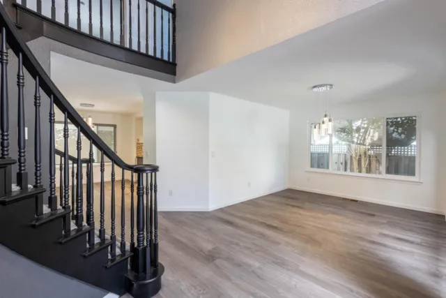 $975,000 | 5400 Lawnview Way, Elk Grove, CA 95758