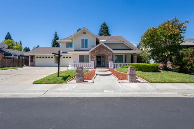 $975,000 | 5400 Lawnview Way, Elk Grove, CA 95758