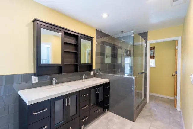 $975,000 | 5400 Lawnview Way, Elk Grove, CA 95758