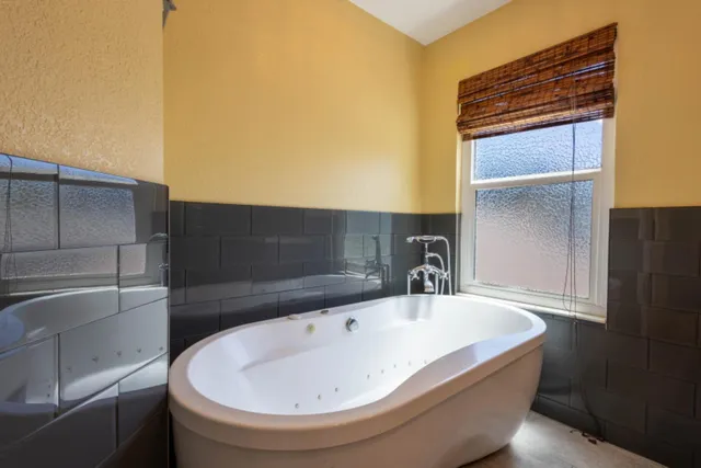 $975,000 | 5400 Lawnview Way, Elk Grove, CA 95758