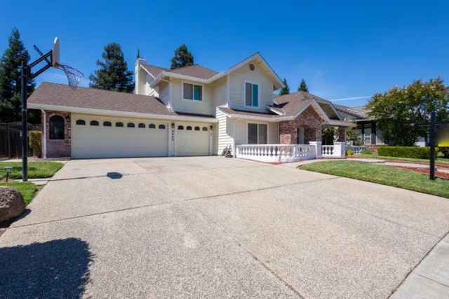 $975,000 | 5400 Lawnview Way, Elk Grove, CA 95758