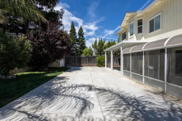 $975,000 | 5400 Lawnview Way, Elk Grove, CA 95758