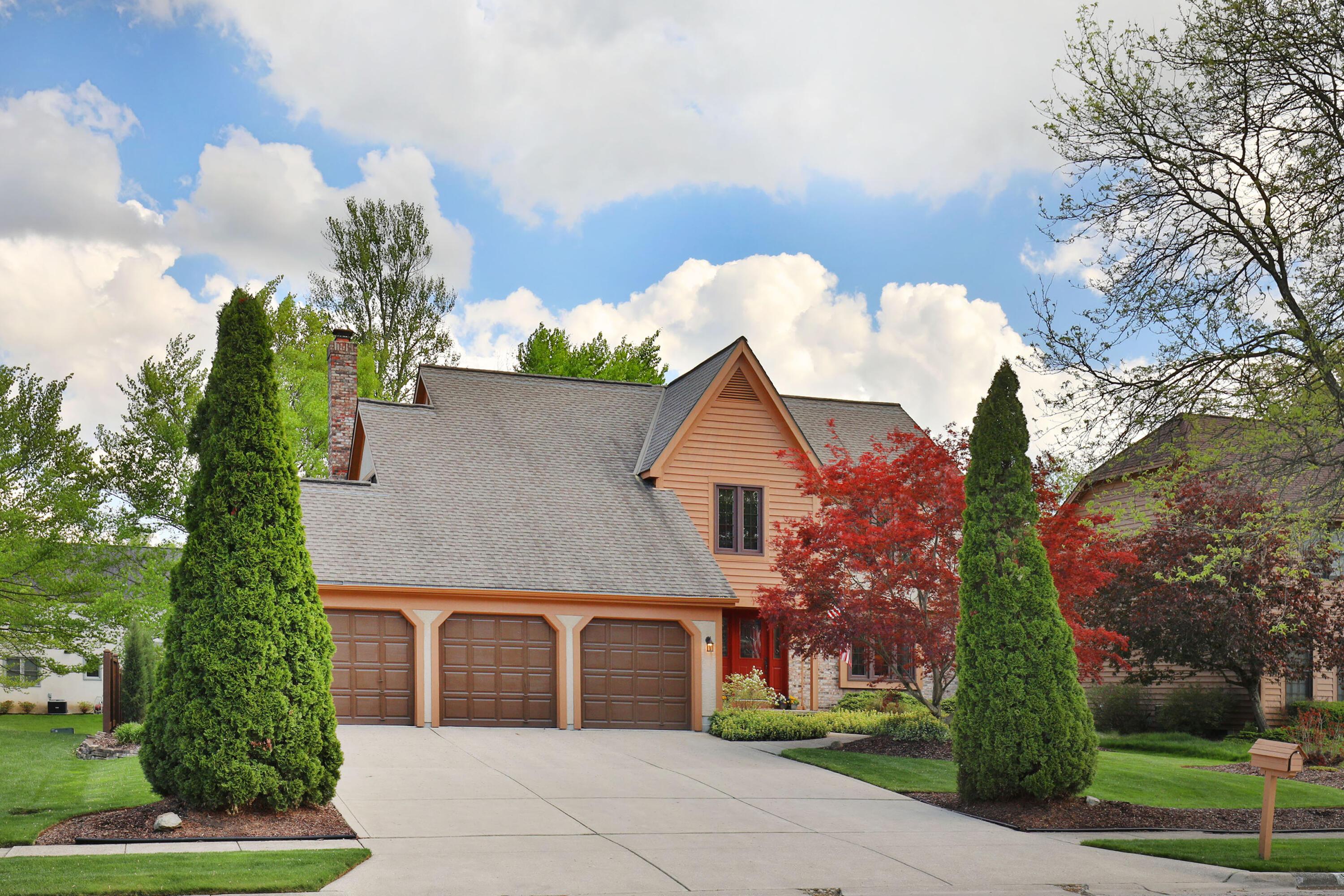 930 Riva Ridge Boulevard Columbus, OH 43230 - Photo 1 of 52 a930-RivaRidge-02