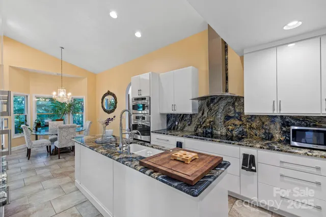 $1,125,000 | 652 Avery Creek Road, Arden, NC 28704