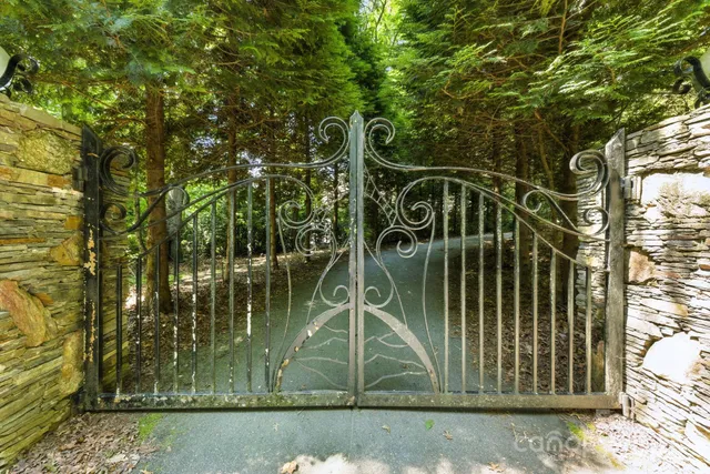 $1,125,000 | 652 Avery Creek Road, Arden, NC 28704