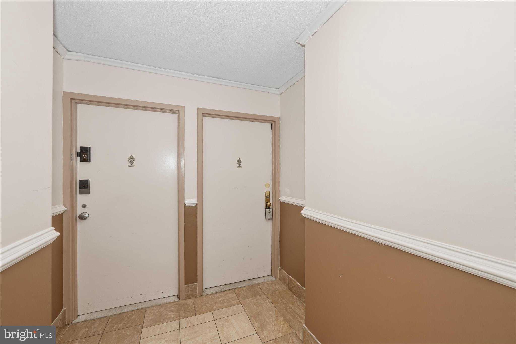 1836 Metzerott Road, Unit 1504 Hyattsville, MD 20783 - Photo 4 of 45 Entry