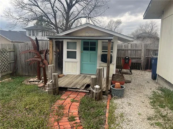 $199,000 | 709 North Montgomery Street, Sedan, KS 67361