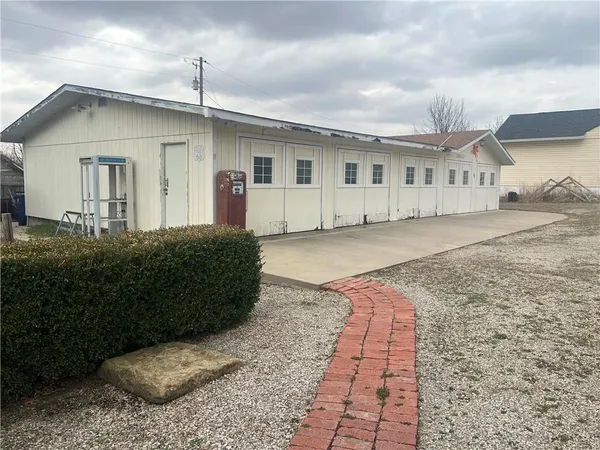 $199,000 | 709 North Montgomery Street, Sedan, KS 67361