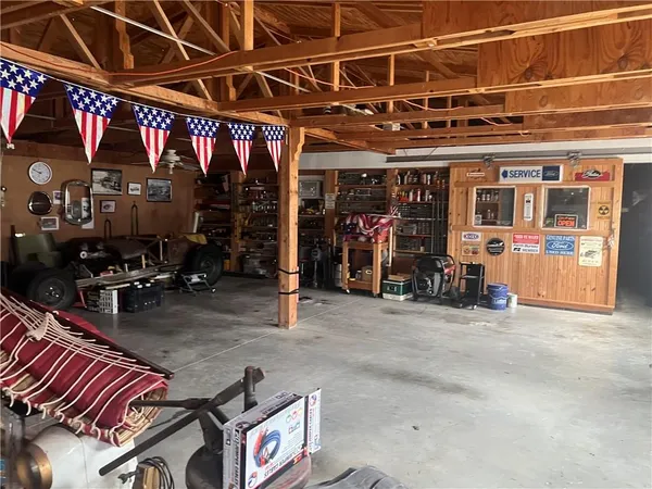 $199,000 | 709 North Montgomery Street, Sedan, KS 67361