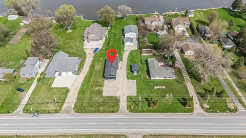 $869,000 | N8805 Lakeshore Drive, Van Dyne, WI 54979