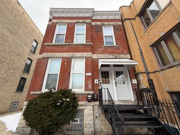 $3,200 | 932 North Richmond Street, Unit 1F, Chicago, IL 60622