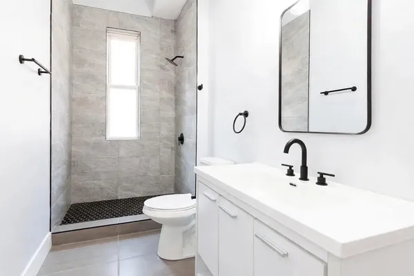 $3,200 | 932 North Richmond Street, Unit 1F, Chicago, IL 60622