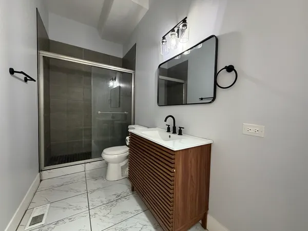 $3,000 | 932 North Richmond Street, Unit 1F, Chicago, IL 60622