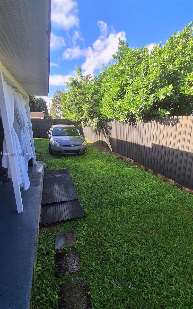 10305 Southwest 149th Terrace Miami, FL 33176 - Photo 30 of 58