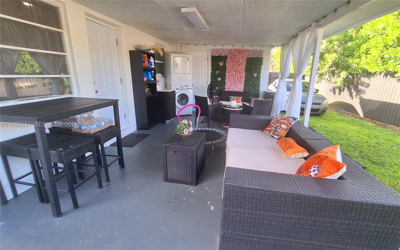 10305 Southwest 149th Terrace Miami, FL 33176 - Photo 31 of 58