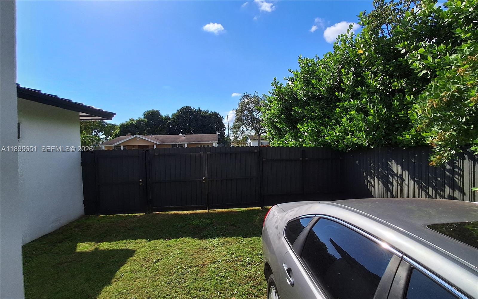 10305 Southwest 149th Terrace Miami, FL 33176 - Photo 36 of 58