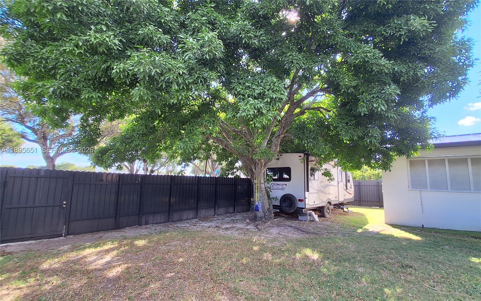 10305 Southwest 149th Terrace Miami, FL 33176 - Photo 46 of 58