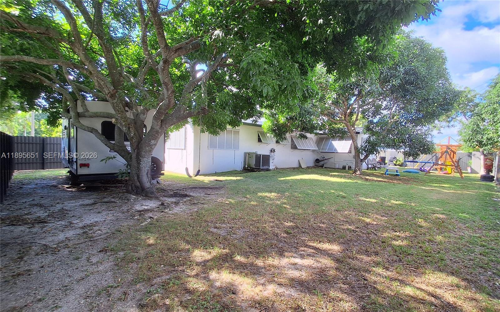 10305 Southwest 149th Terrace Miami, FL 33176 - Photo 47 of 58