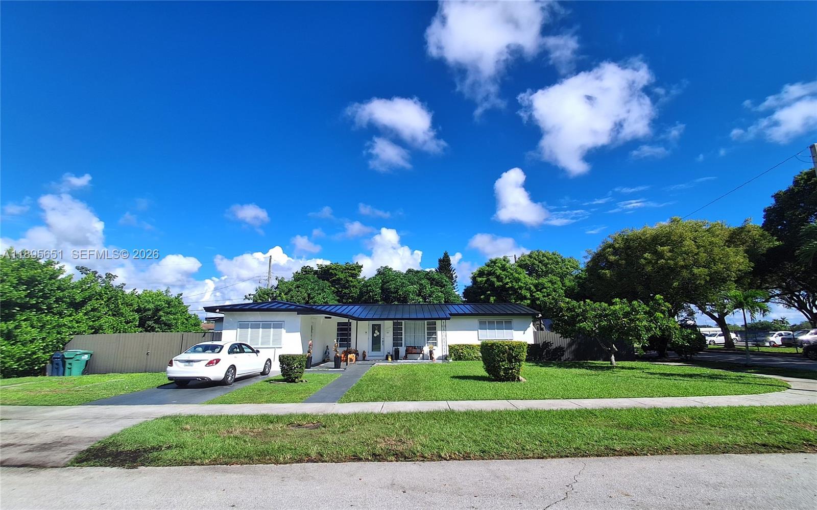 10305 Southwest 149th Terrace Miami, FL 33176 - Photo 50 of 58