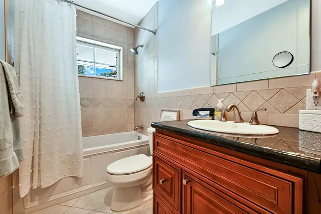 $5,900 | 904 Southeast 12th Street, Deerfield Beach, FL 33441