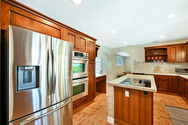 $5,900 | 904 Southeast 12th Street, Deerfield Beach, FL 33441