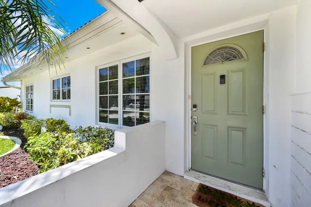 $5,900 | 904 Southeast 12th Street, Deerfield Beach, FL 33441